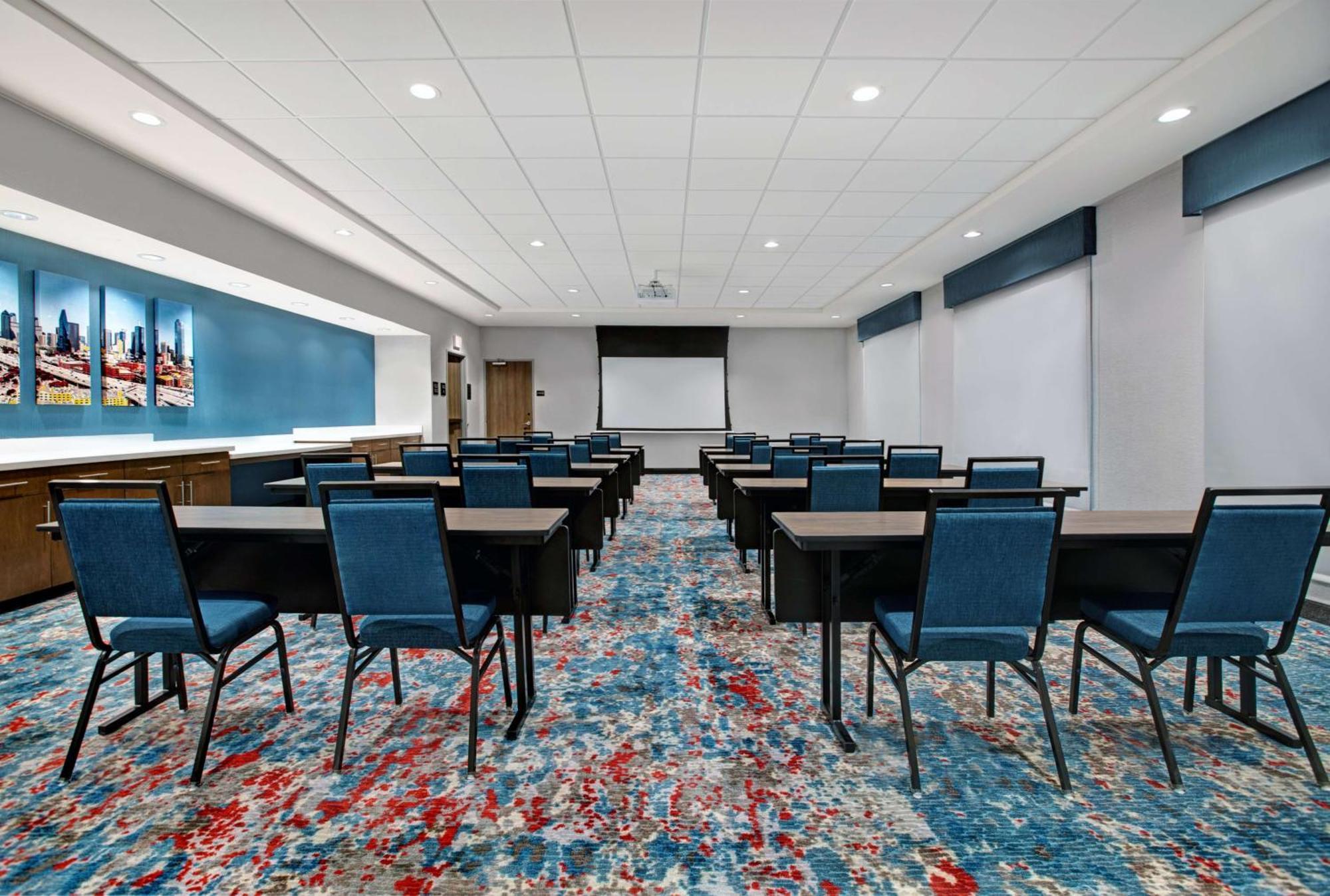 Hampton Inn & Suites Dallas - Farmers Branch Esterno foto